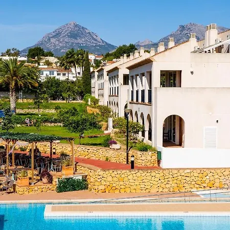 Ξενοδοχείο με διαμερίσματα Alfas Oasis 3*