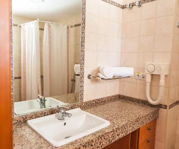 Lägenhetshotell Alfas Oasis 3*